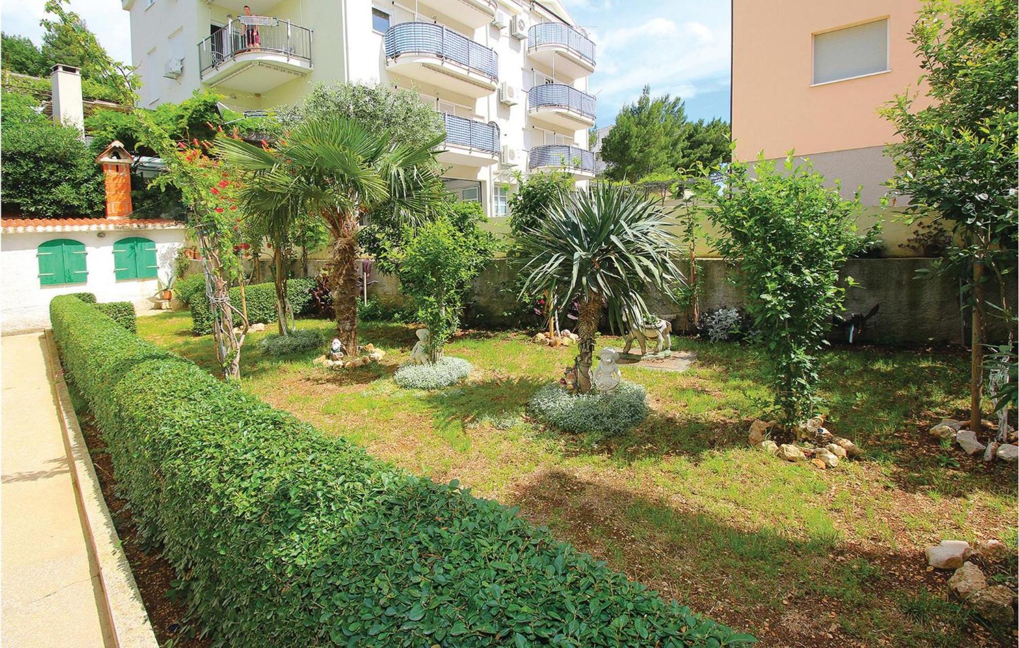 Beautiful Apartment In Omis With Wifi Eksteriør bilde