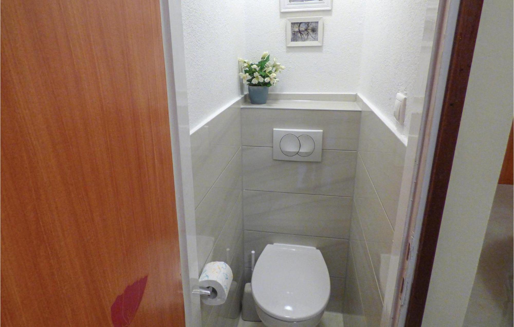 Beautiful Apartment In Omis With Wifi Eksteriør bilde