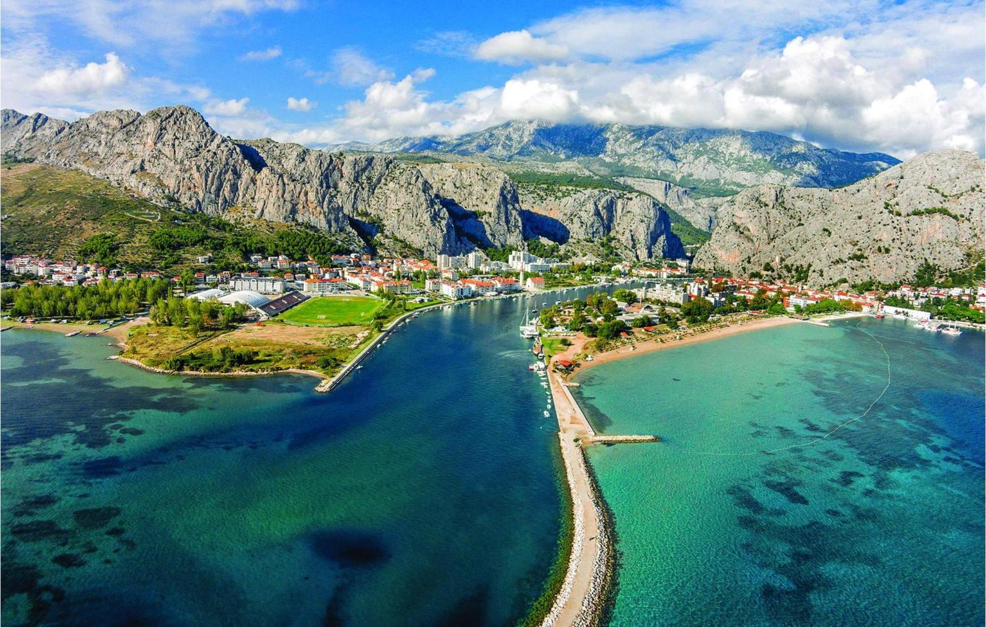 Beautiful Apartment In Omis With Wifi Eksteriør bilde